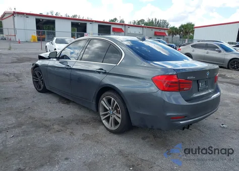 2018 BMW 330I z USA, uszkodzony, nr VIN WBA8B9C56JEE80798